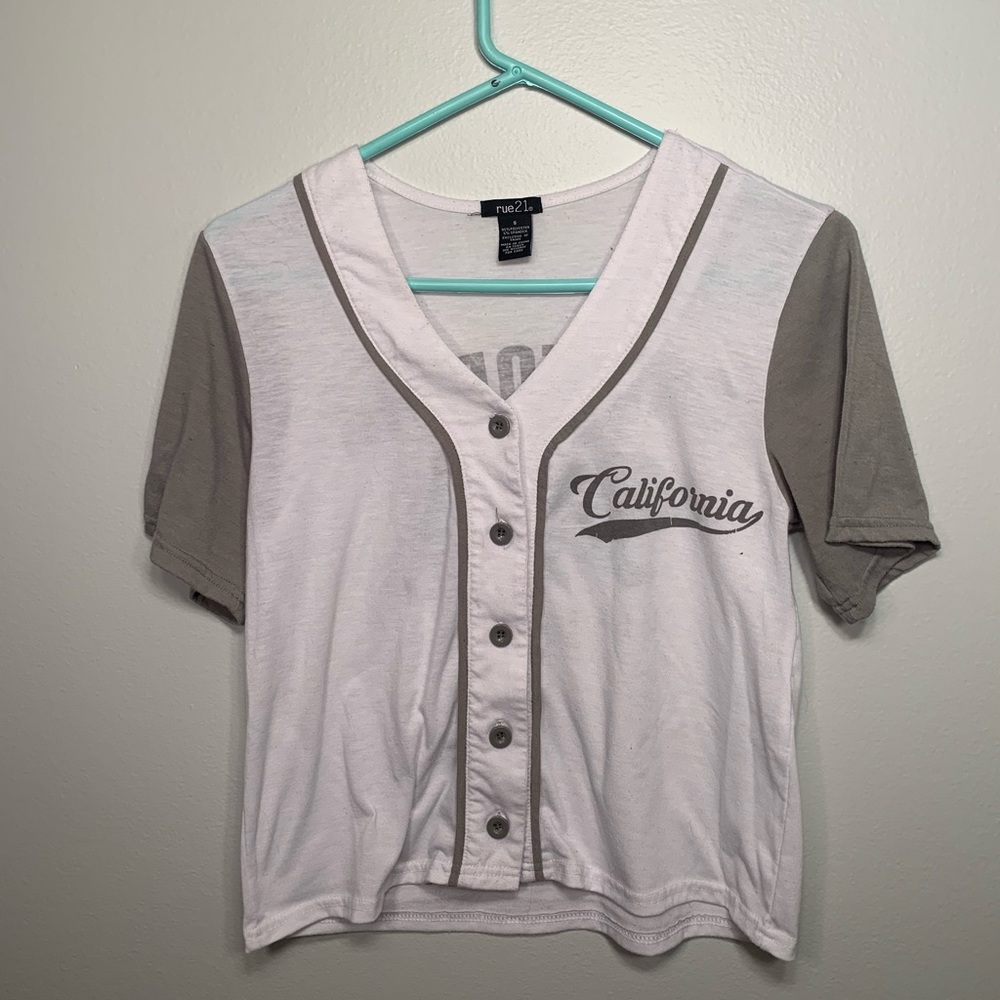 California republic baseball styled shirt.
